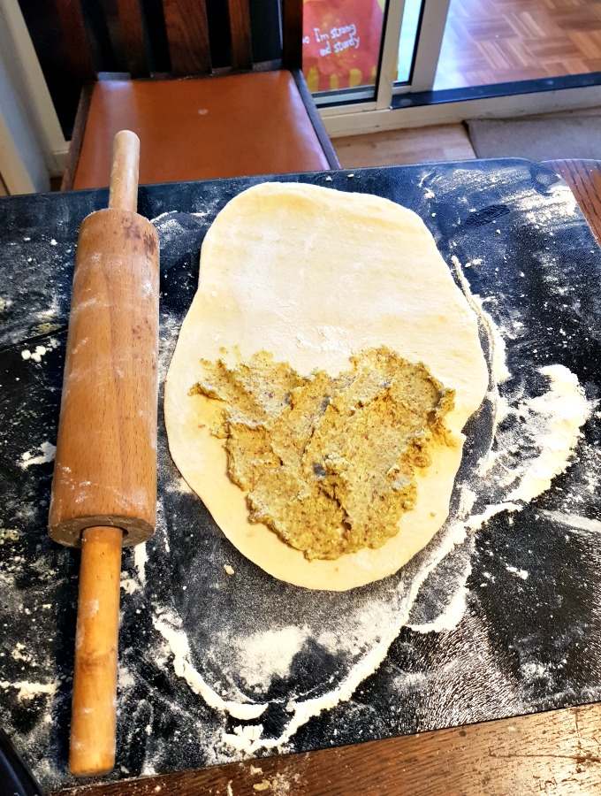 making peshwari naan step 7